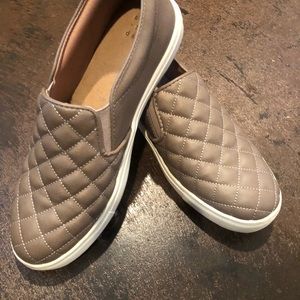 Slip on shoe